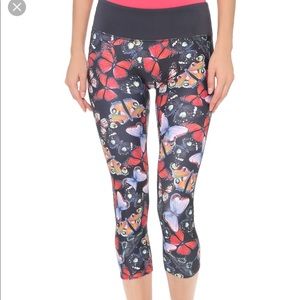 ☀️SALE!! PRISMSPORT butterfly crop yoga pant